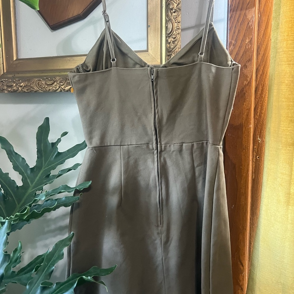 Casual olive green Dress - Picture 3 of 4